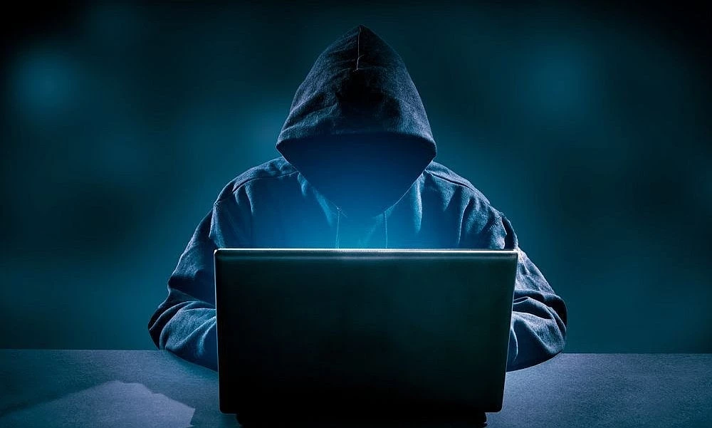Προσοχή στις διαδικτυακές απάτες του Σαββατοκύριακου